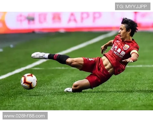 足球明星的魅力与帅气如何征服全球球迷的心灵与眼球